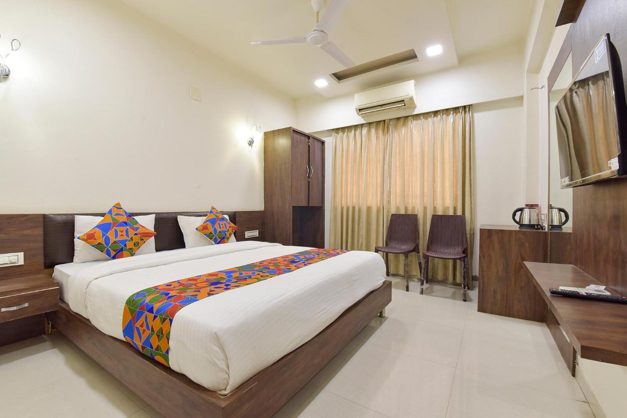 Fabhotel A1 Plaza Ahmedabad Exterior photo
