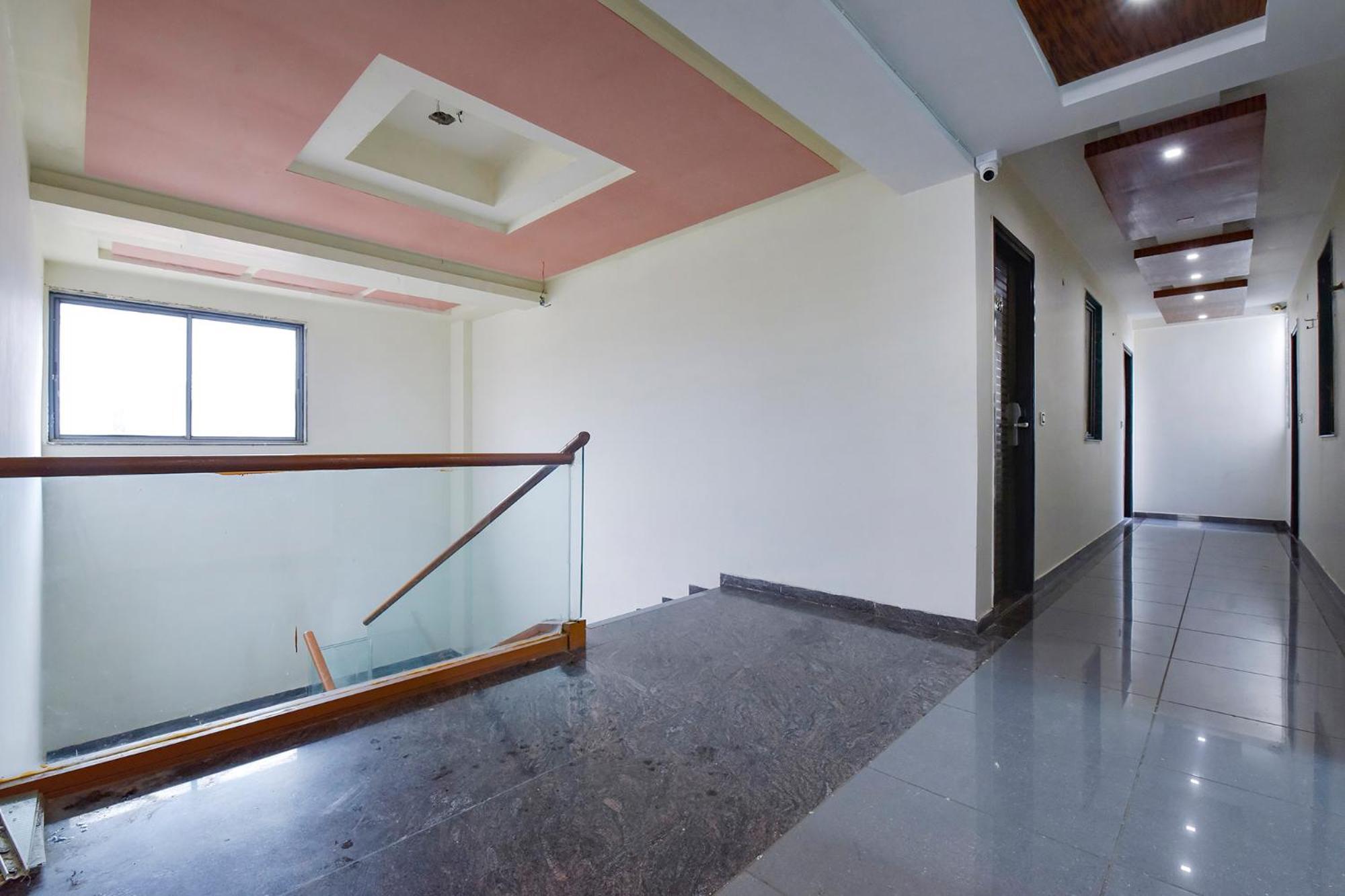 Fabhotel A1 Plaza Ahmedabad Exterior photo